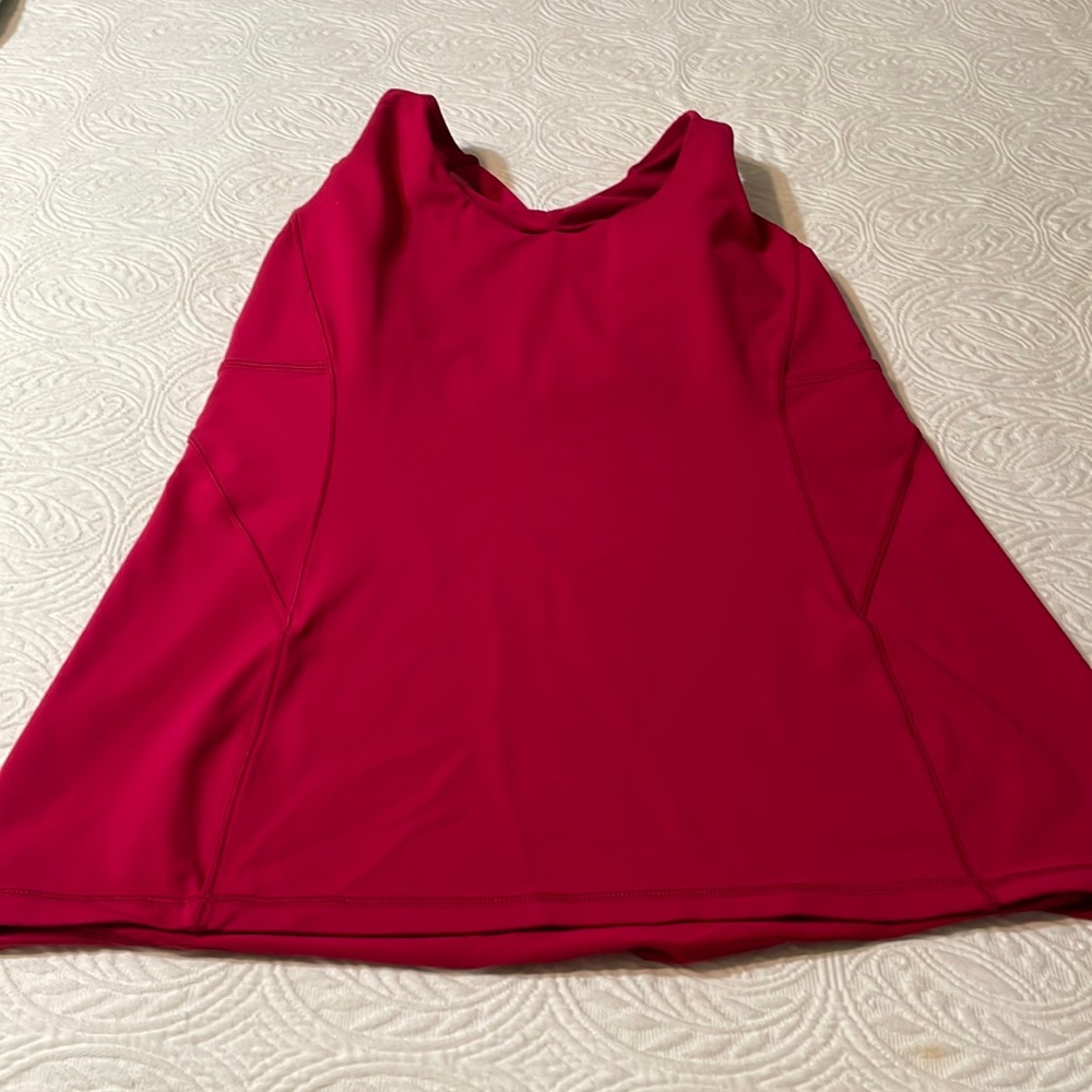 Lululemon tank